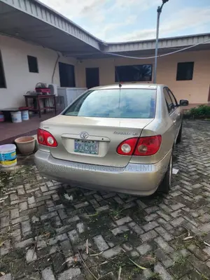 Toyota Corolla LE 2005 Beige