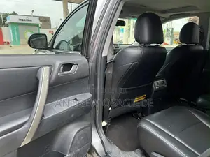 Toyota Highlander Limited 3.5l 4WD 2013 Gray