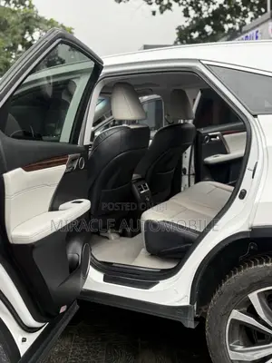 Lexus RX 350 FWD 2017 White
