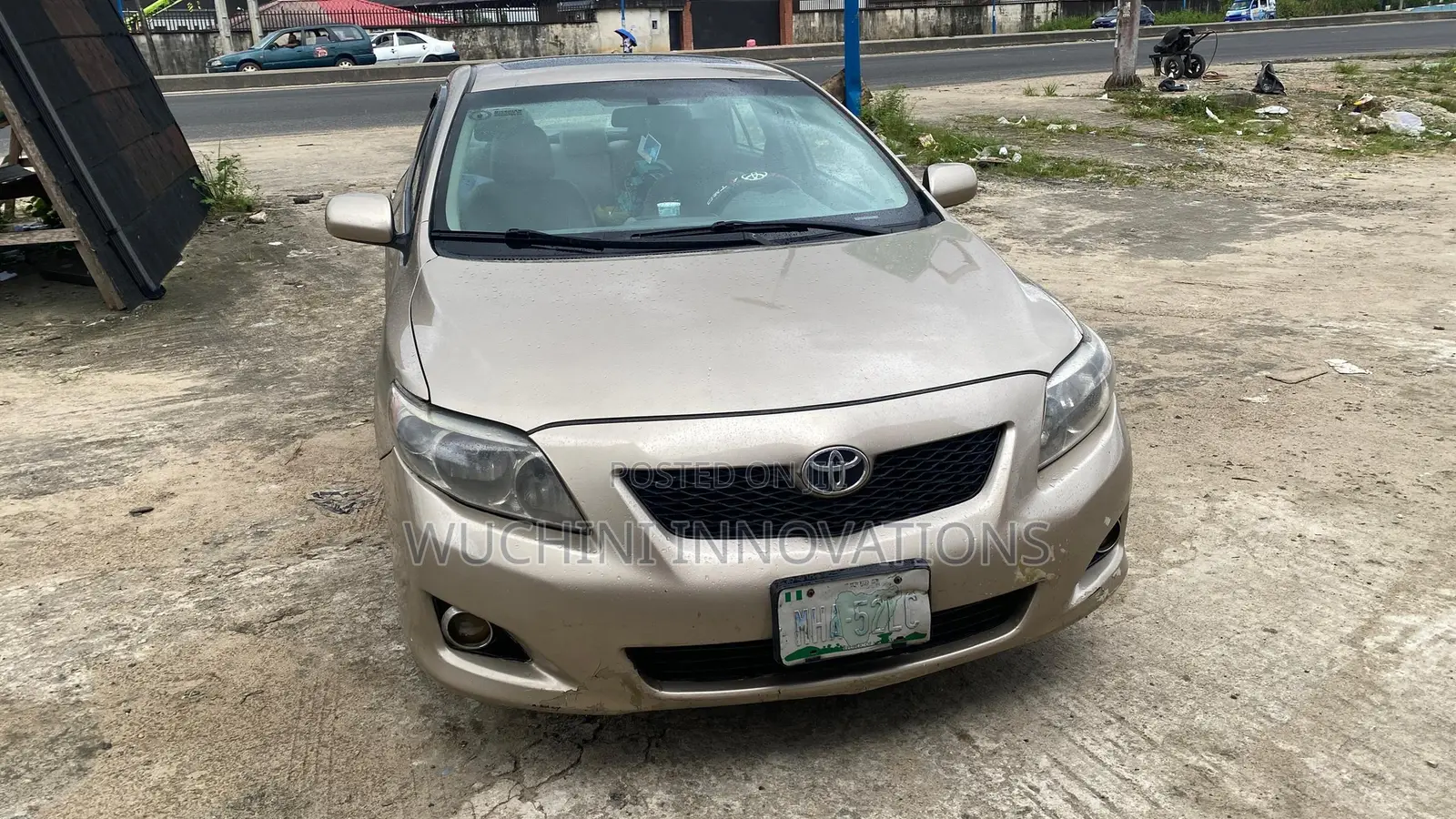 Toyota Corolla 2009 Gold