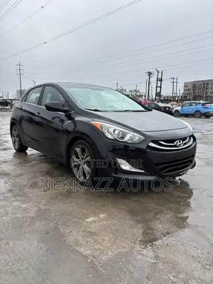 Hyundai Elantra GT 2013 Black