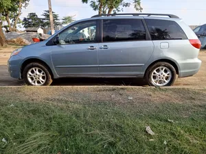 Toyota Sienna 2006 Blue