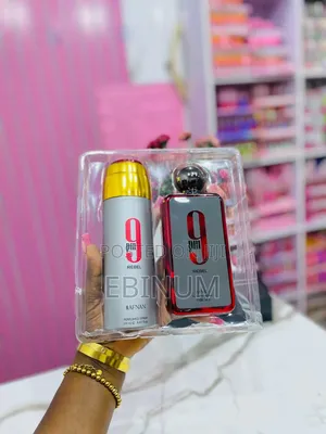 9pm Gift Set