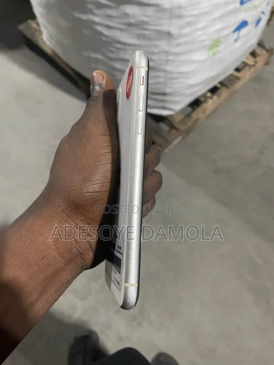 Apple iPhone 11 64 GB White