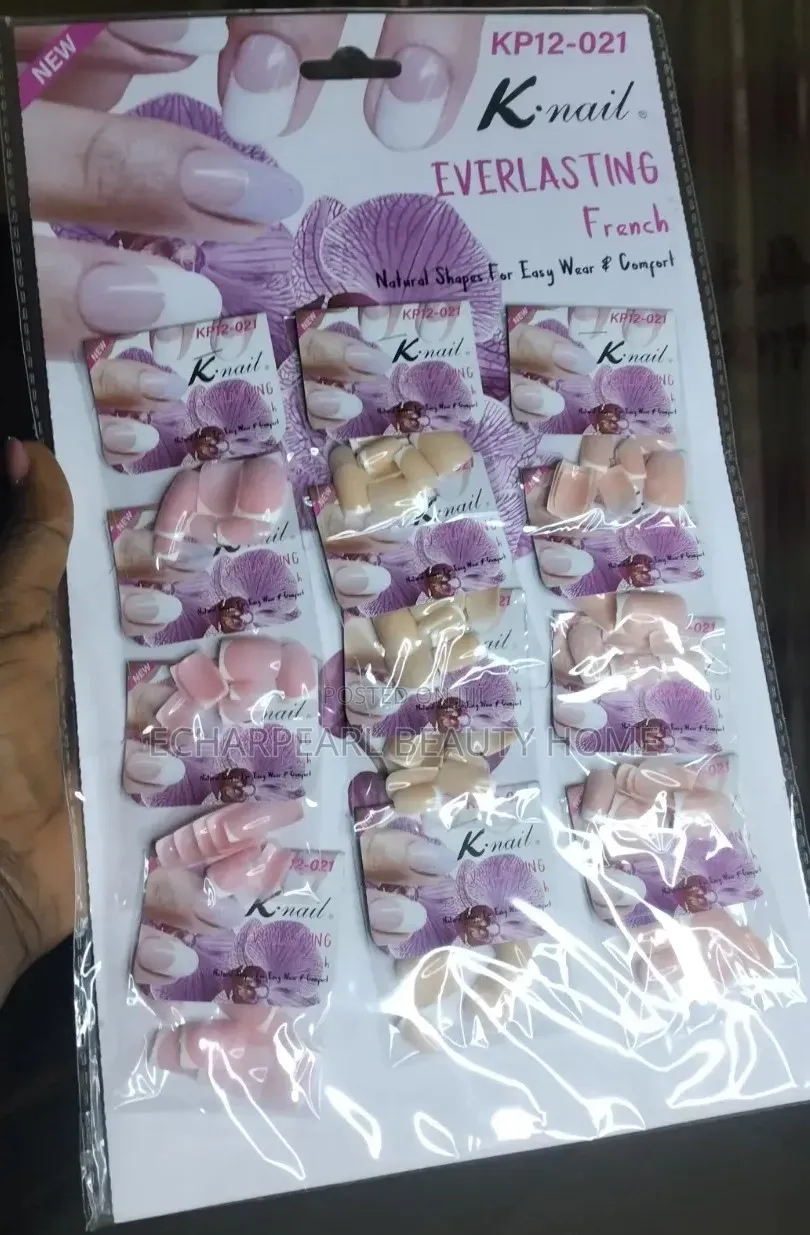 Beautiful Ready-Made Press-on Finger Nails – Different Designs