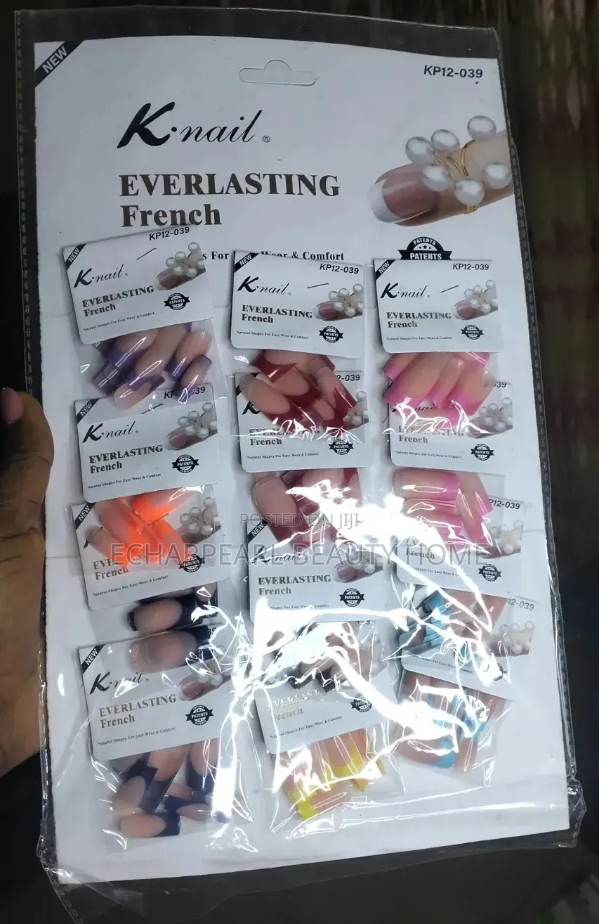 Beautiful Ready-Made Press-on Finger Nails – Different Designs