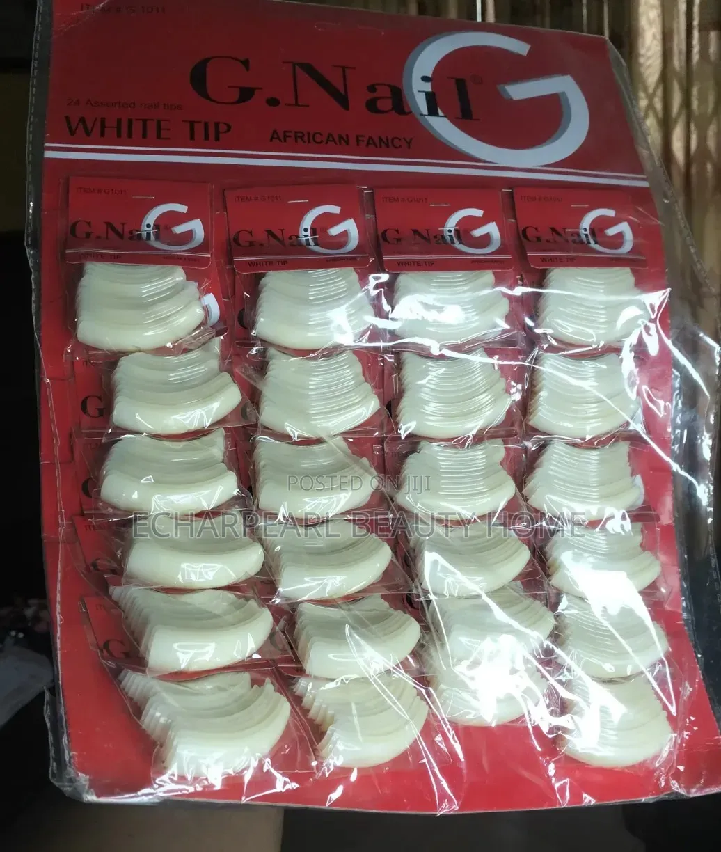 Beautiful Ready-Made Press-on Finger Nails – Different Designs