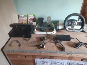 Xbox 360 Console/Xbox 360 Force Feedback Racing Wheel, as Good as New
