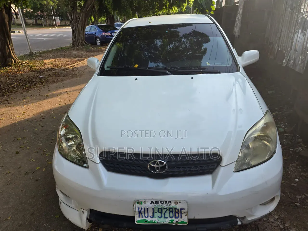 Toyota Matrix 2005 White