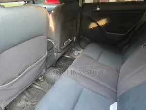 Toyota Matrix 2005 White