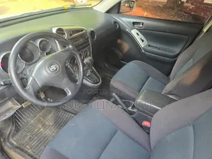Toyota Matrix 2005 White
