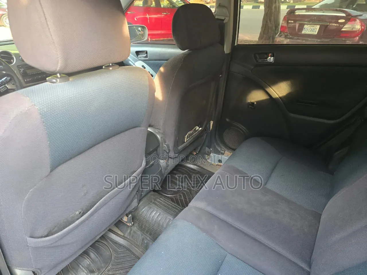 Toyota Matrix 2005 White