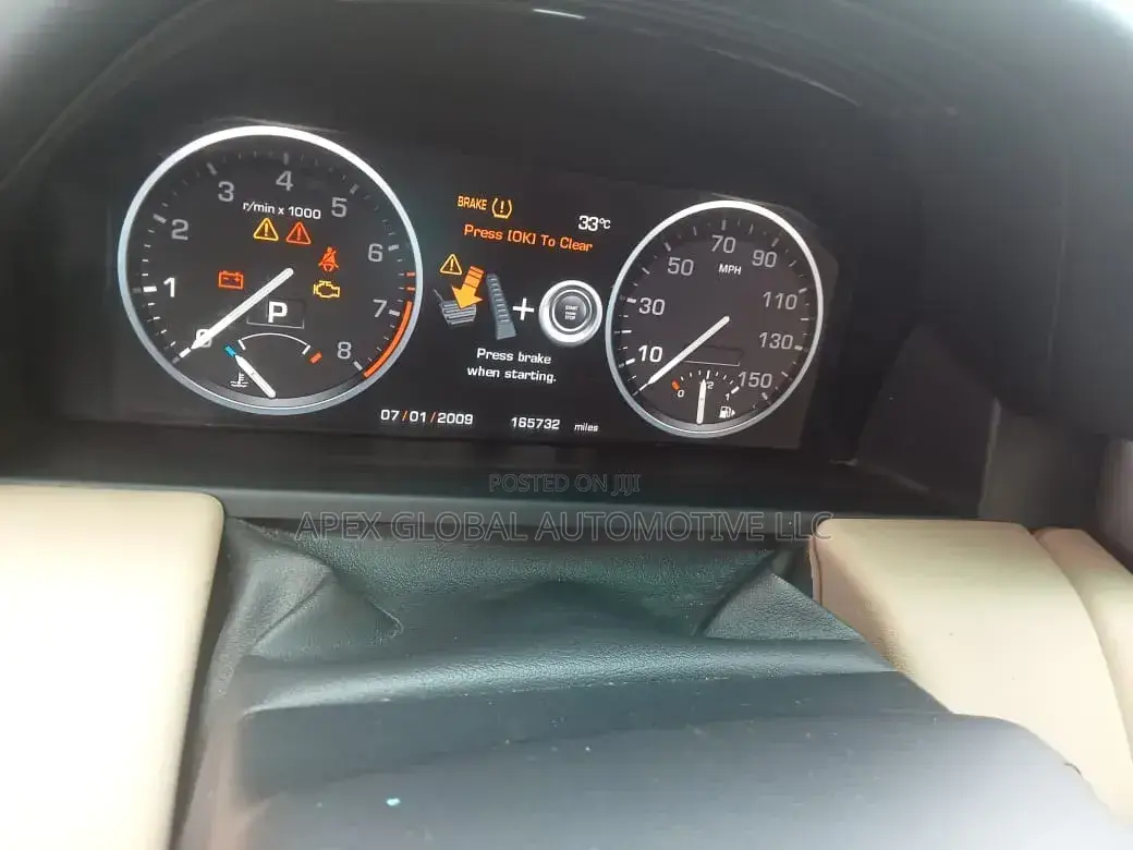Land Rover Range Rover 2010 Gray
