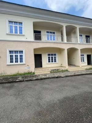 2bdrm Block of Flats in Berger Clinic, Life Camp for rent