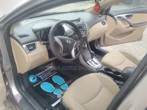 Hyundai Elantra 2013 Brown