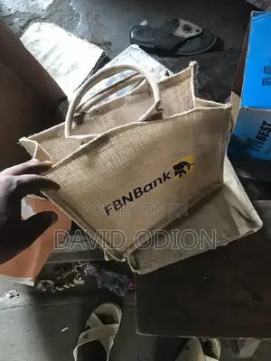 Medium Jute Bag Per Dozen