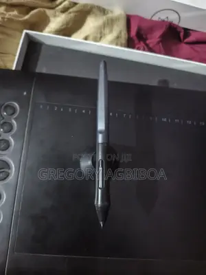 Huion Inspiroy H610 Pro V2 Graphic Tablet - Gently Used