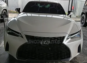 Lexus IS 300 AWD 2024 White