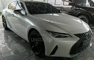 Lexus IS 300 AWD 2024 White