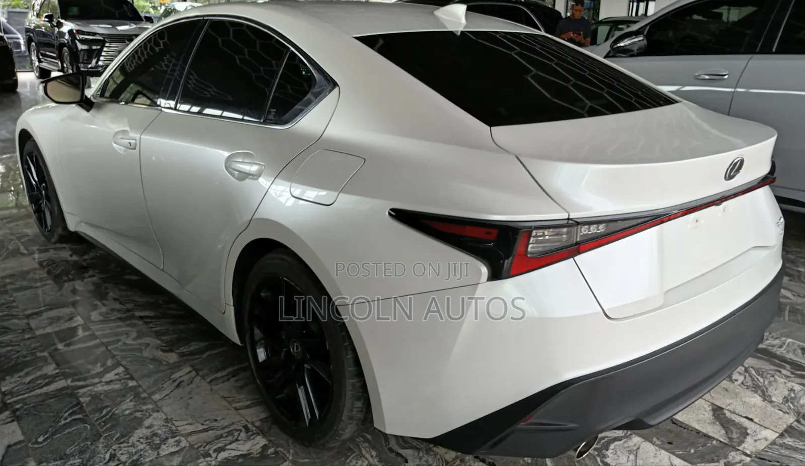 Lexus IS 300 AWD 2024 White
