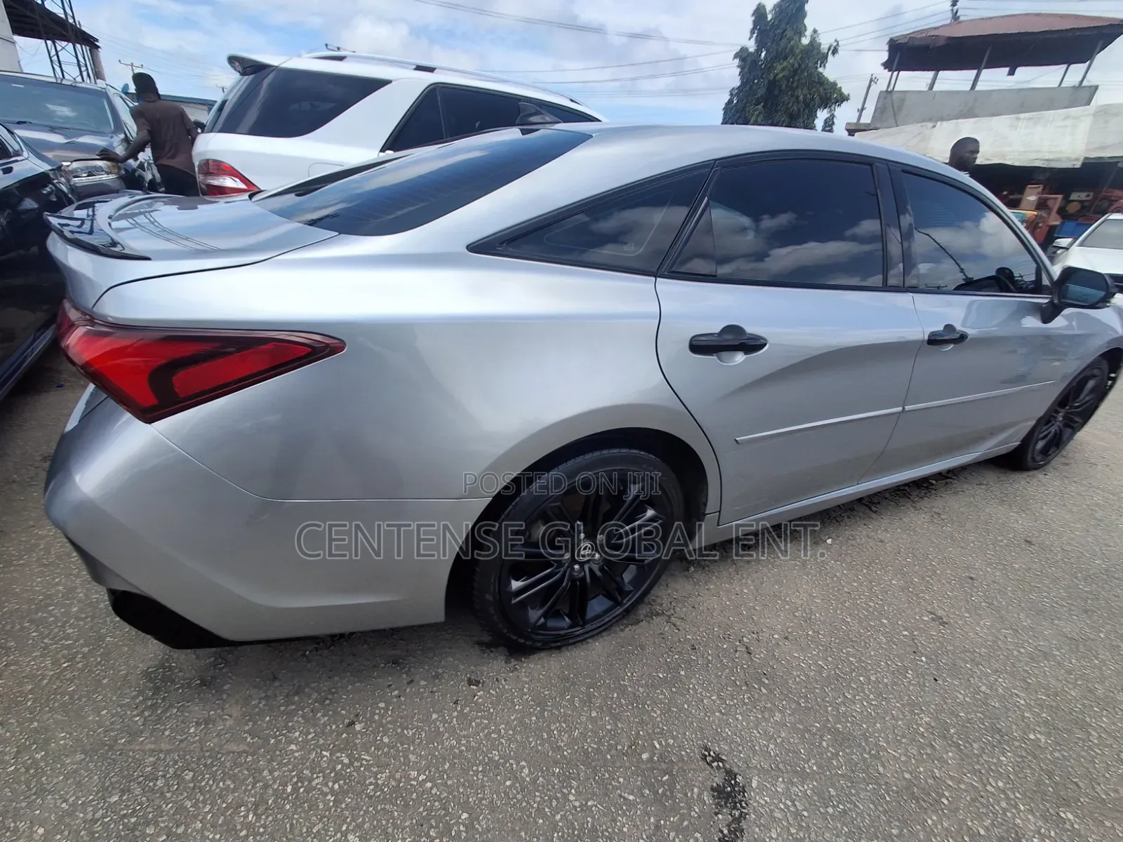 Toyota Avalon 2021 Silver