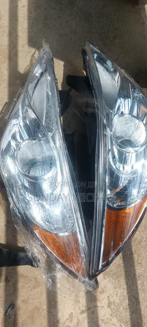 Headlight Set for Hyundai Sonata 2012