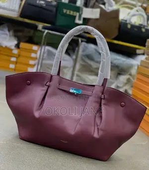 *Good Quality Leather Bag: