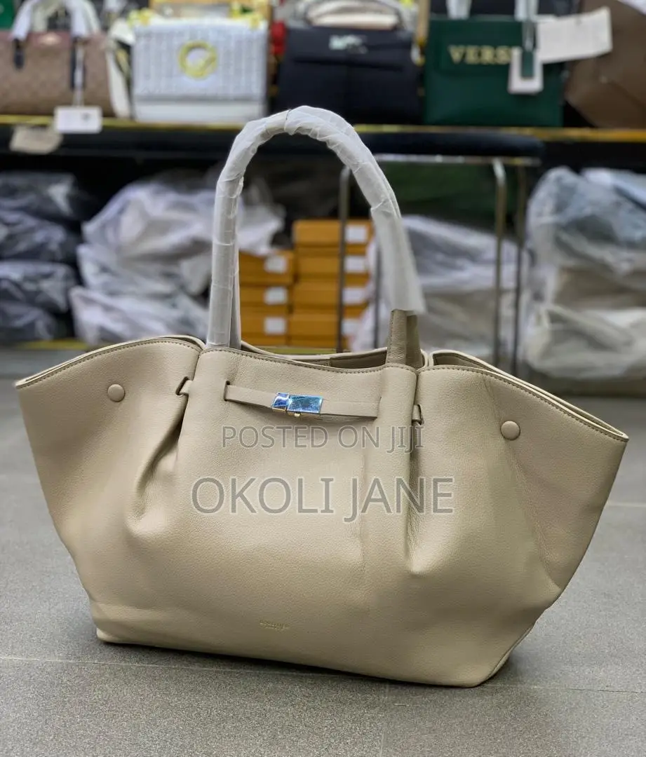 *Good Quality Leather Bag: