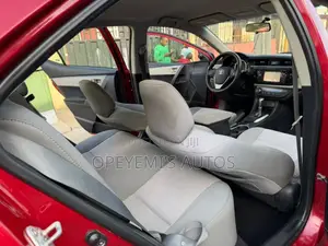 Toyota Corolla 2015 Red