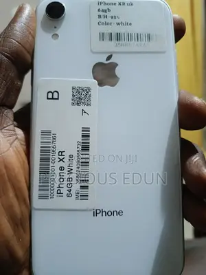 Apple iPhone XR 64 GB White