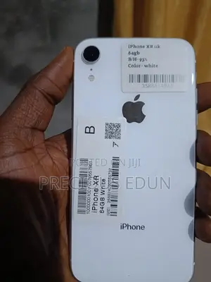 Apple iPhone XR 64 GB White