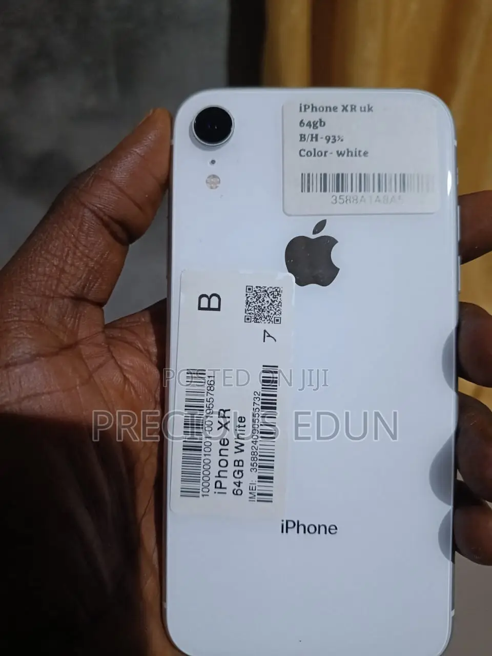 Apple iPhone XR 64 GB White