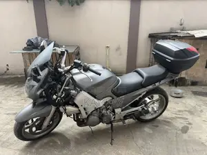 Yamaha 2010 Gray