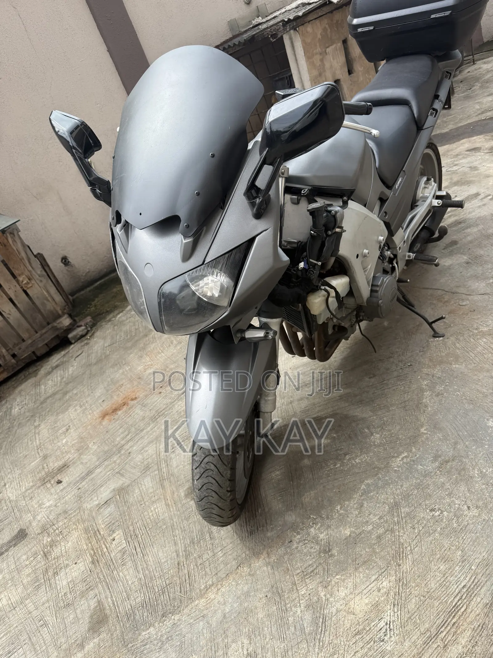 Yamaha 2010 Gray