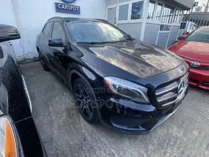 Mercedes-Benz GLA 250 2016 Black