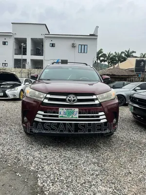 Toyota Highlander 2015 Maroon