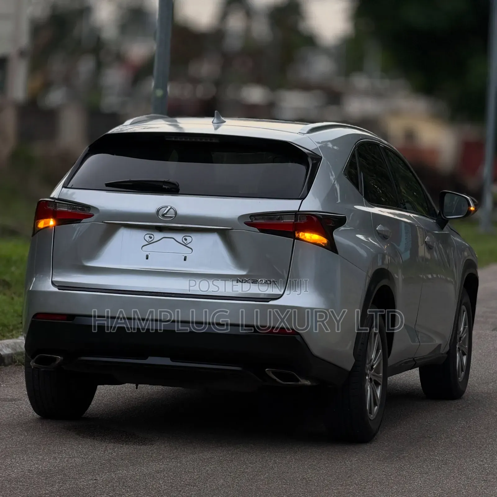 Lexus NX 2016 Silver