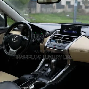 Lexus NX 2016 Silver