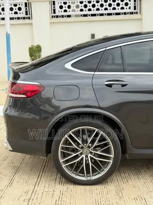 Mercedes-Benz GLC-Class 2022 Black