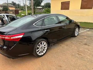 Toyota Avalon XLE Touring 4dr Sedan (3.5L 6cyl 6A) 2014 Black