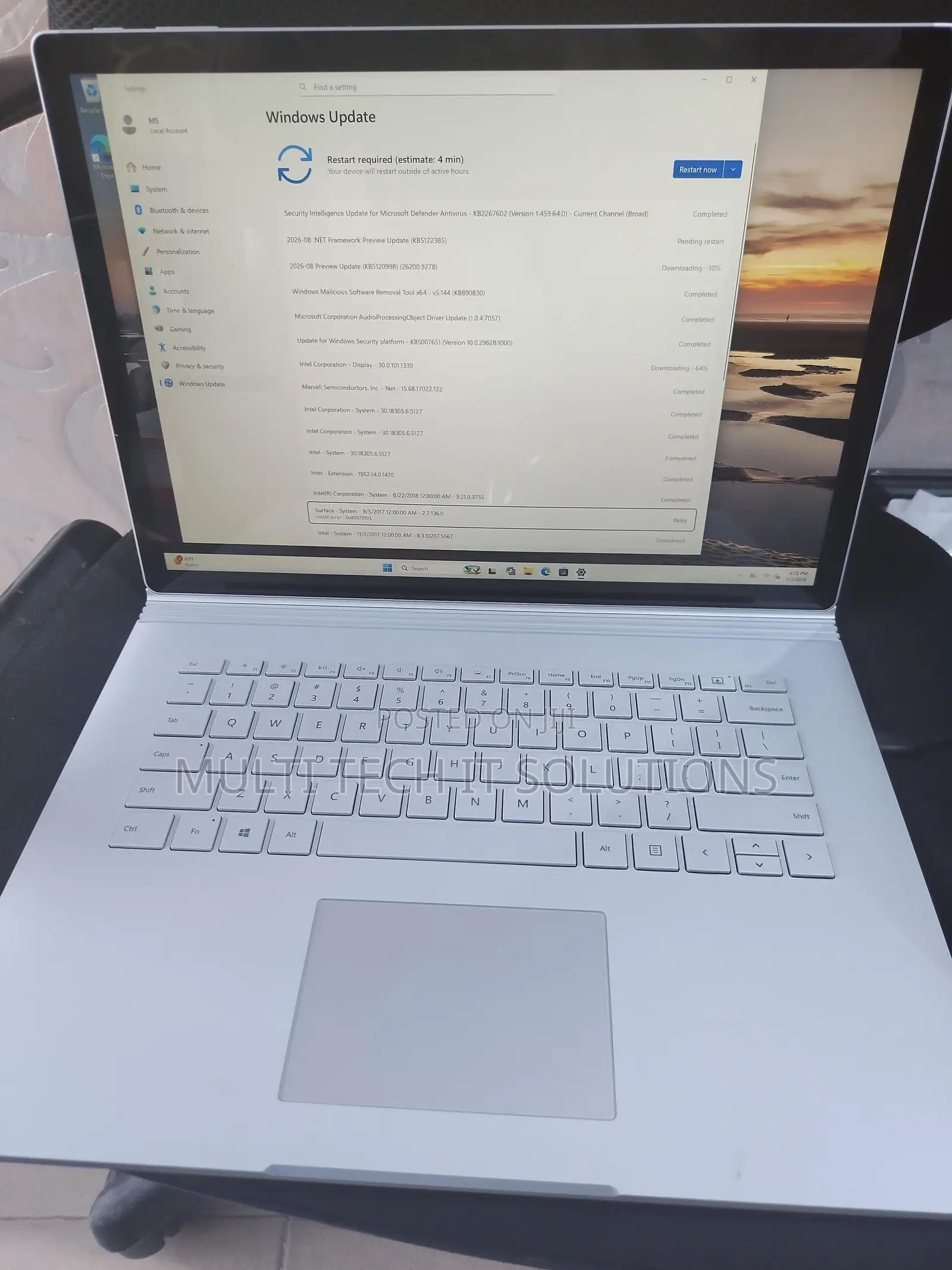 Laptop Microsoft Surface Book 2 16GB Intel Core i7 SSD 256GB