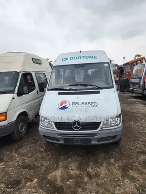 Mercedes-Benz Sprinter 2005 White