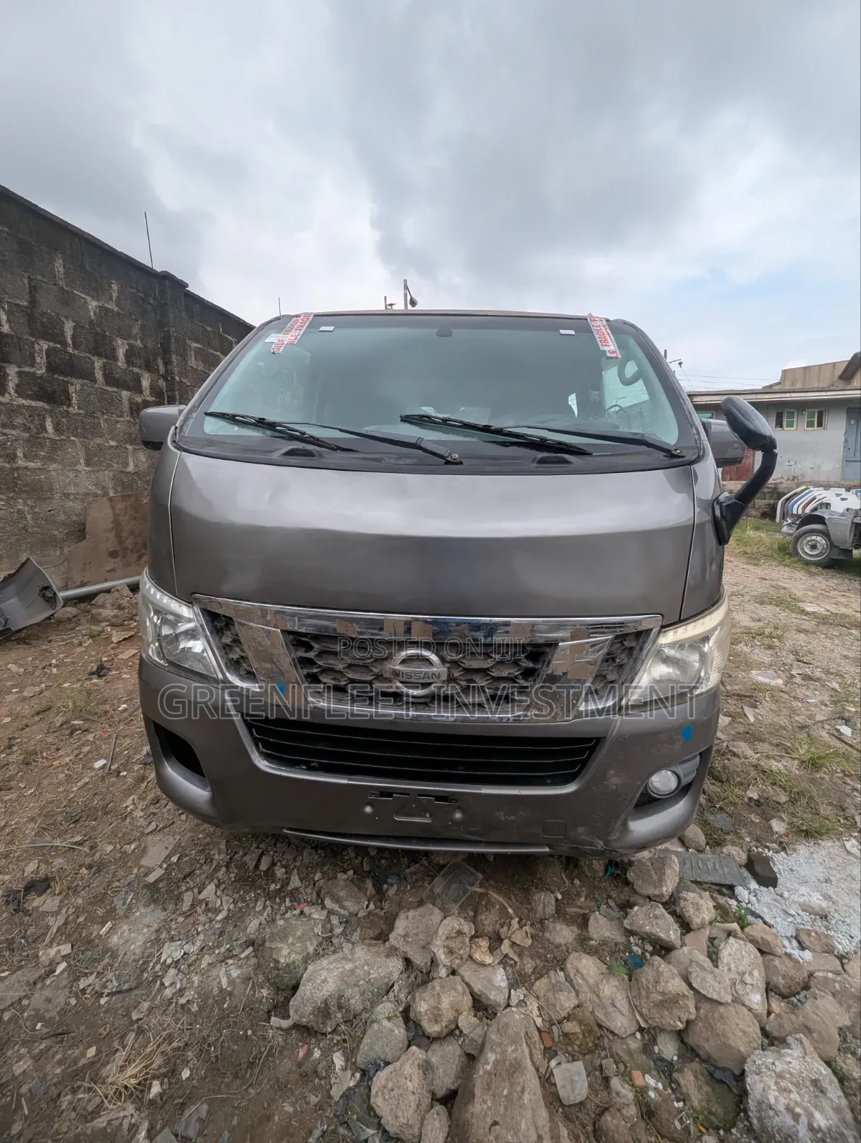 Nissan Caravan (Urvan) 2017 Grey