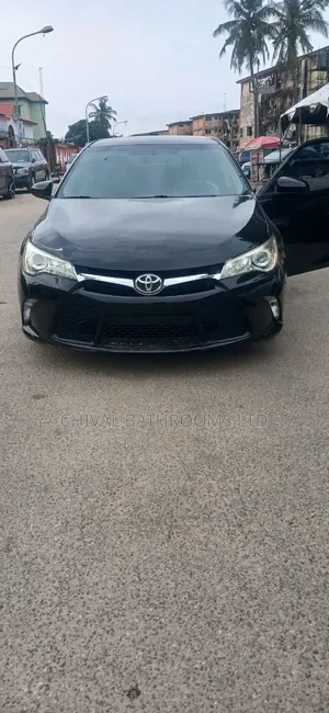 Toyota Camry 2017 Gray