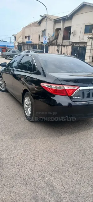 Toyota Camry 2017 Gray