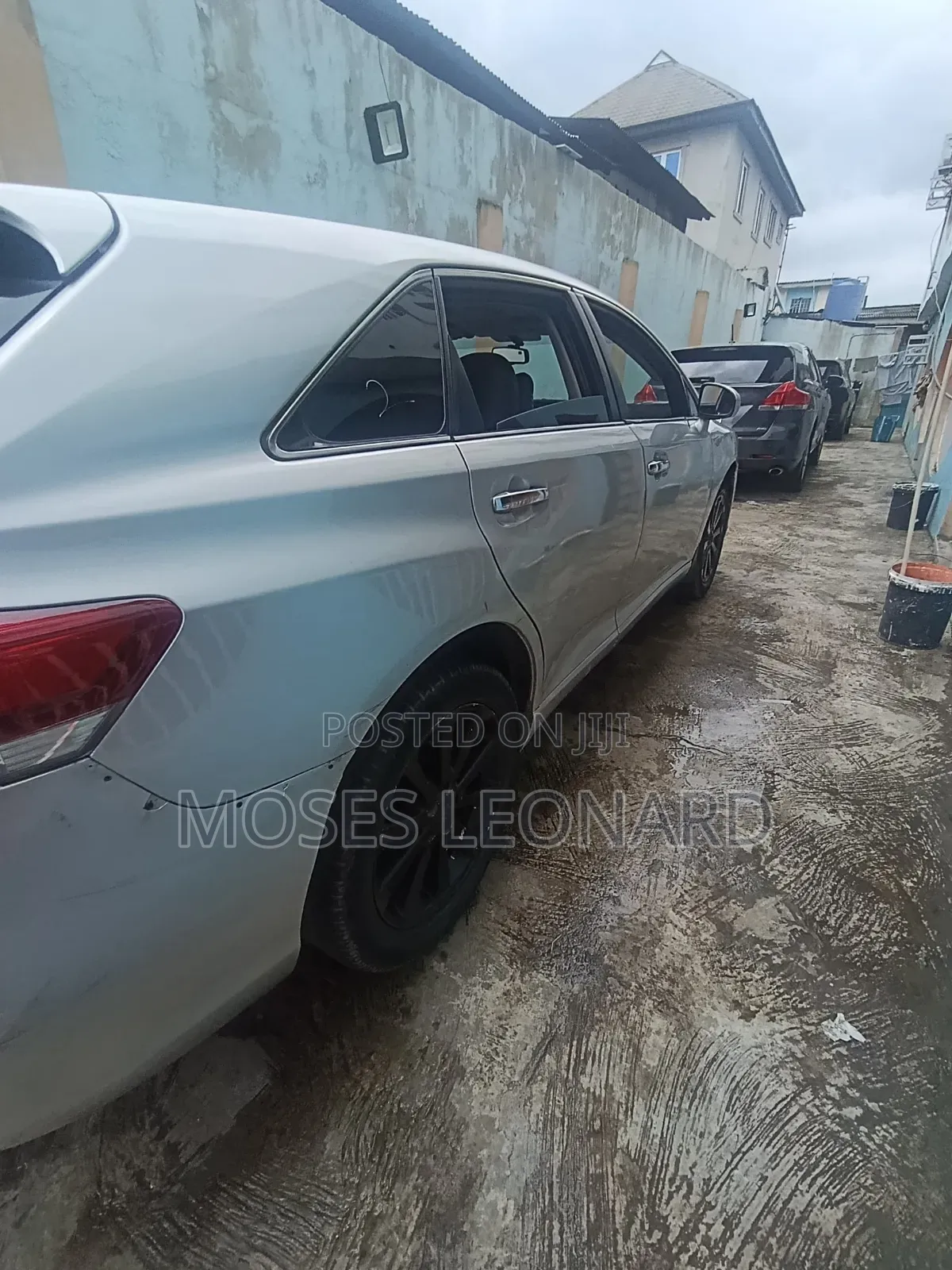 Toyota Venza 2010 Silver