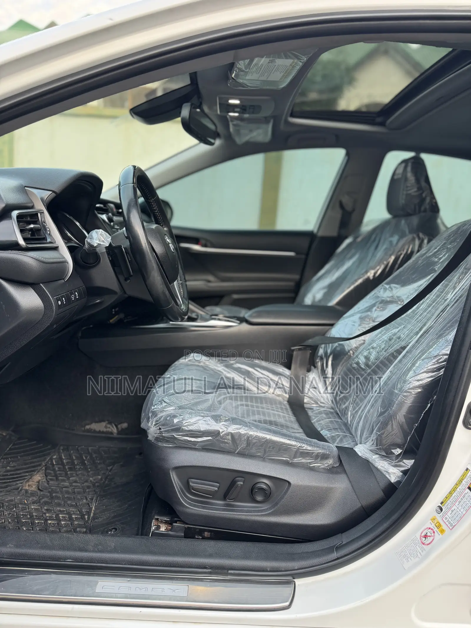 Toyota Camry 2019 White