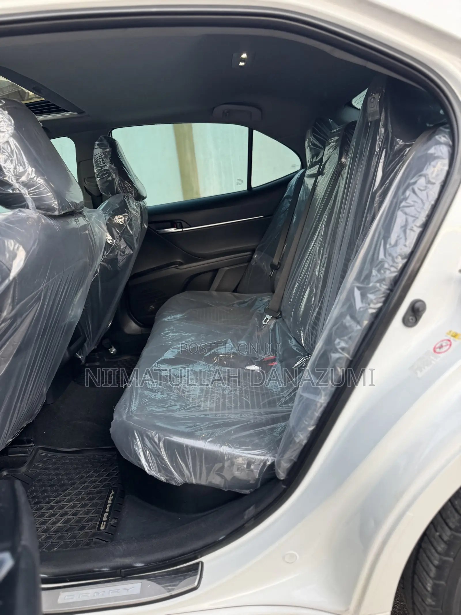 Toyota Camry 2019 White