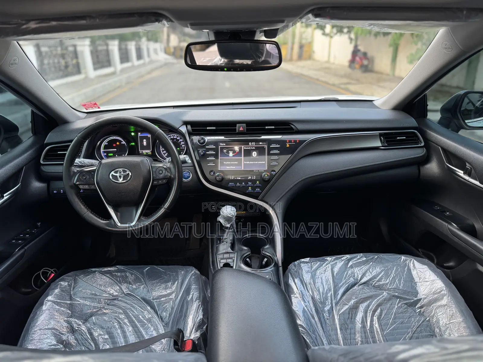 Toyota Camry 2019 White