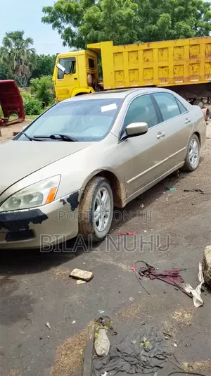 Honda Accord 2007 Gold